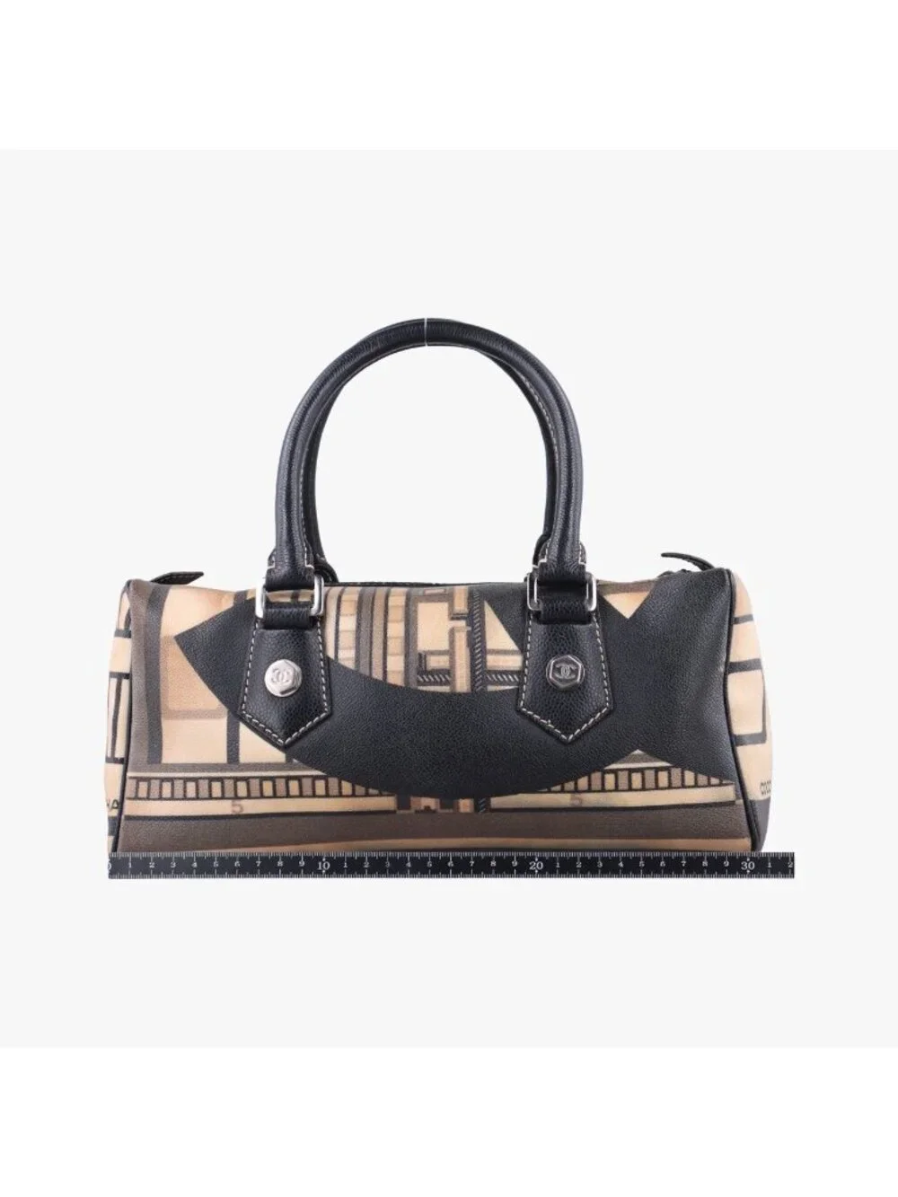 Chanel brand color